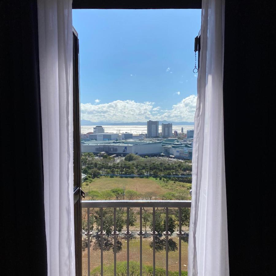 Parque Espana Residence Hotel Muntinlupa City Eksteriør billede