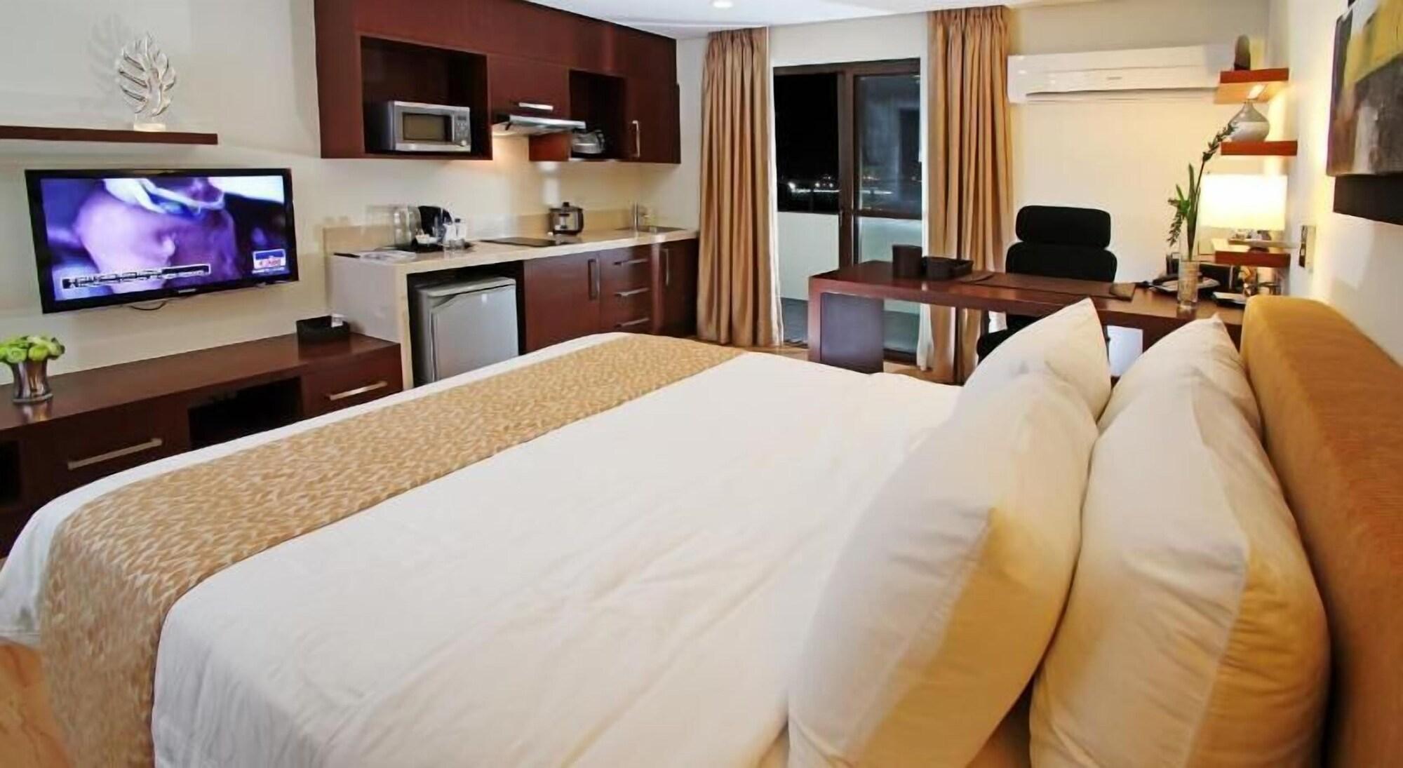 Parque Espana Residence Hotel Muntinlupa City Eksteriør billede