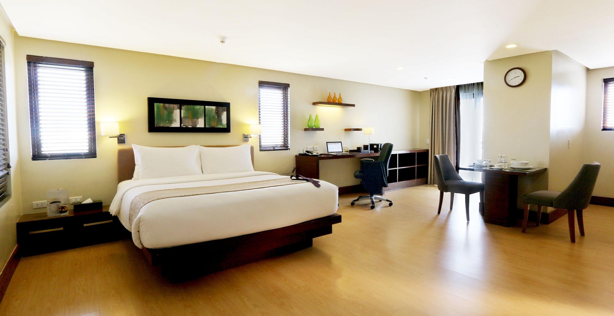 Parque Espana Residence Hotel Muntinlupa City Eksteriør billede