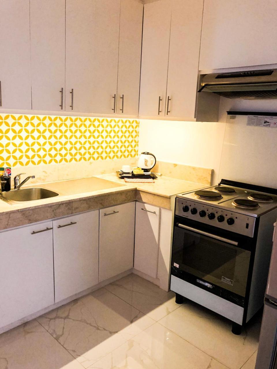 Parque Espana Residence Hotel Muntinlupa City Eksteriør billede